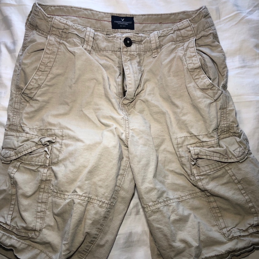 American Eagle Men’s Cargo Shorts
